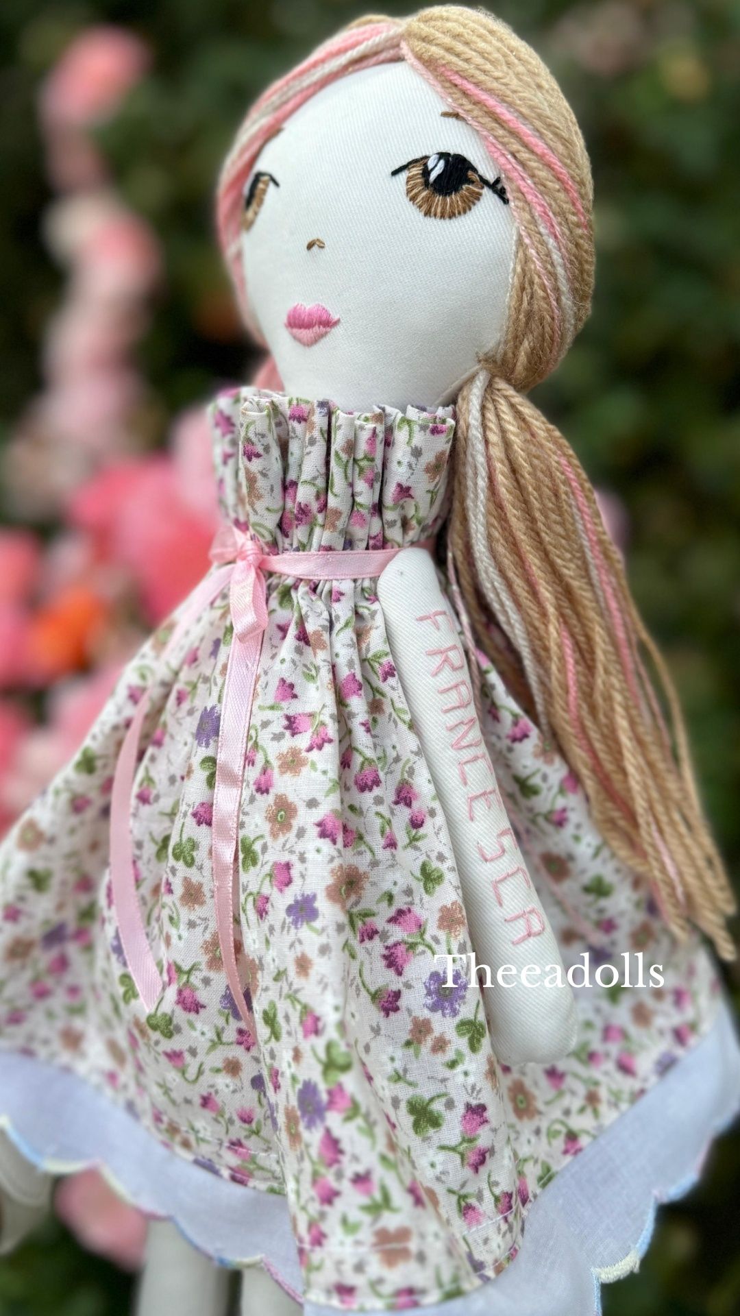 Păpuși handmade personalizate