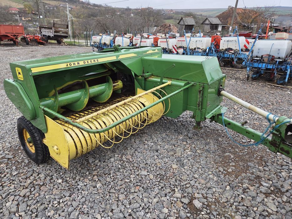 Presa balotat John Deere  336