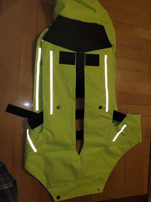 Vesta airbag motocicleta, parasailing, curse barci, siguranta rutiera