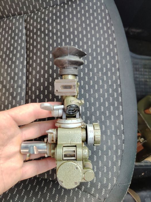 Pentru colecționari geonometric