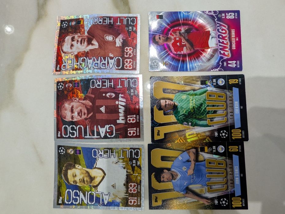 Футболни карти match attax