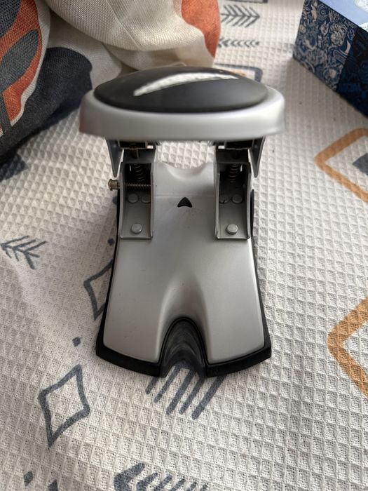 Дырокол Maped 60