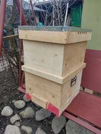 Vând lazi albine noi, complete, de 10 rame, cuib și magazie 1/1