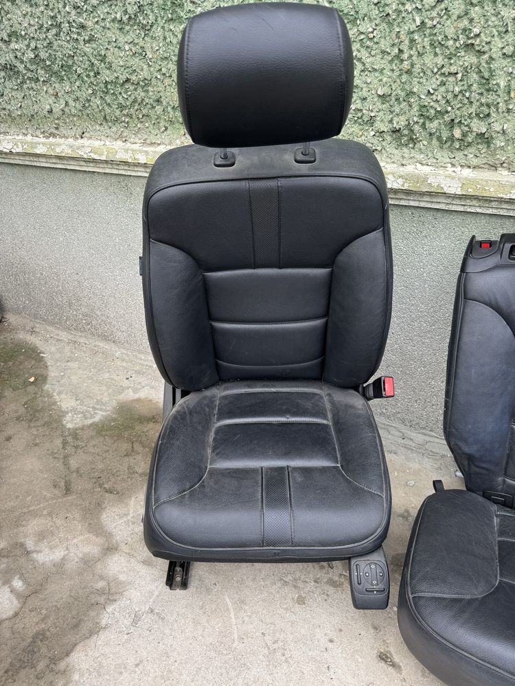 Черен кожен салон с подгрев, памет и надуване за Mercedes W164 facelif