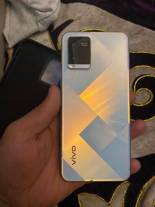 Vivo Y21 сатылады
