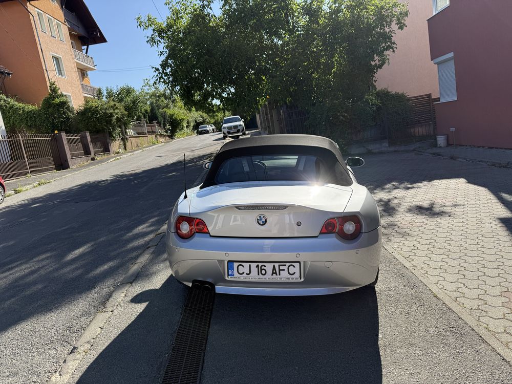 Vand BMW Z4 E85 anul 2005