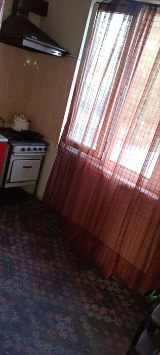 Срочно продается квартира домбирабад 1/2/2 кирпич 40.500у,е стар