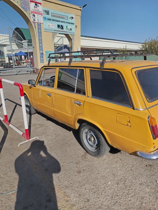 Ваз2102 сотилади