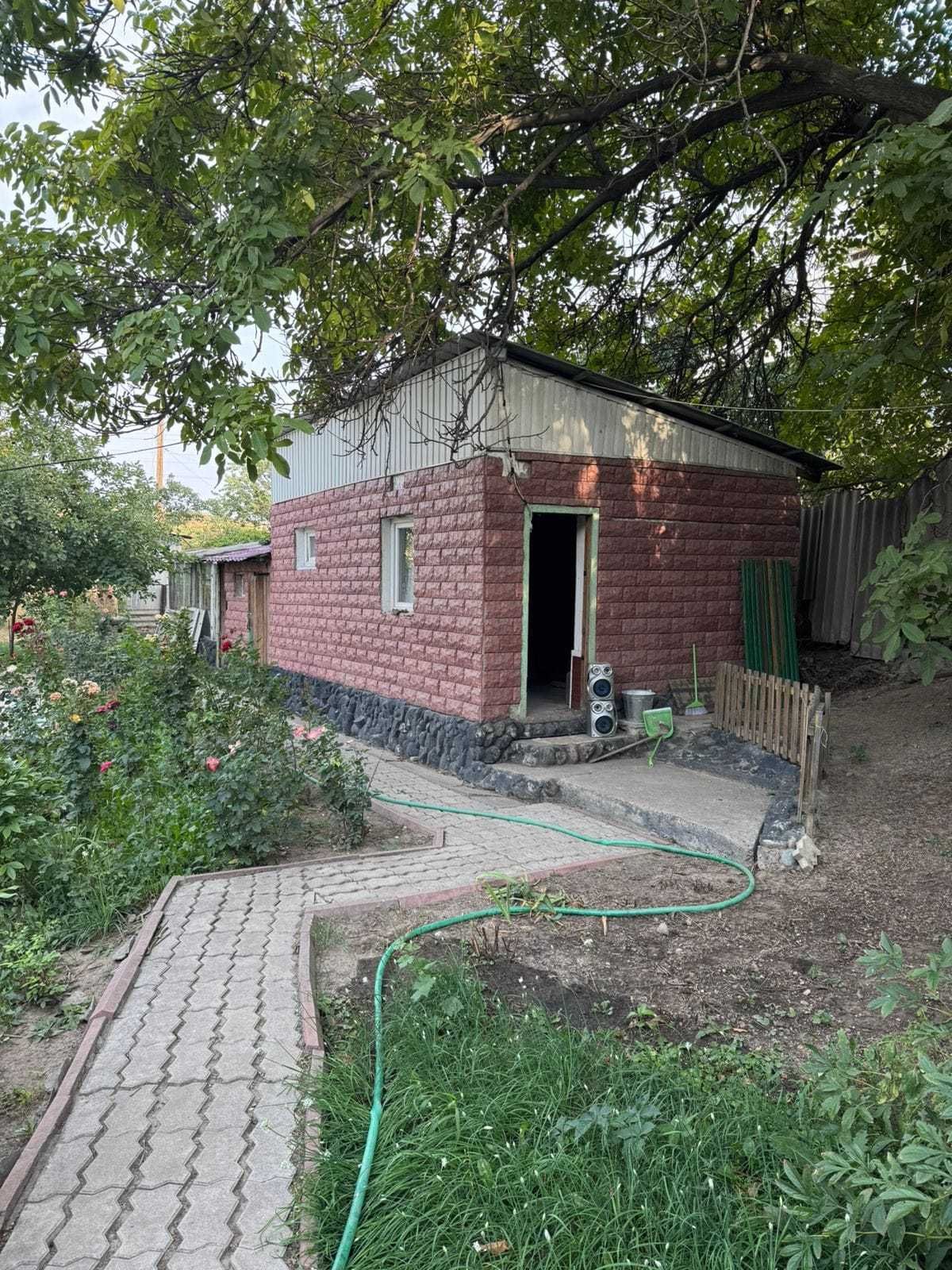 Продам срочно дом в датчном массиве Теплоэнергетик
