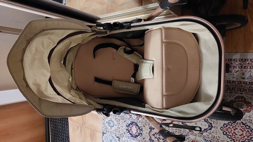 Коляска в отличном состоянии