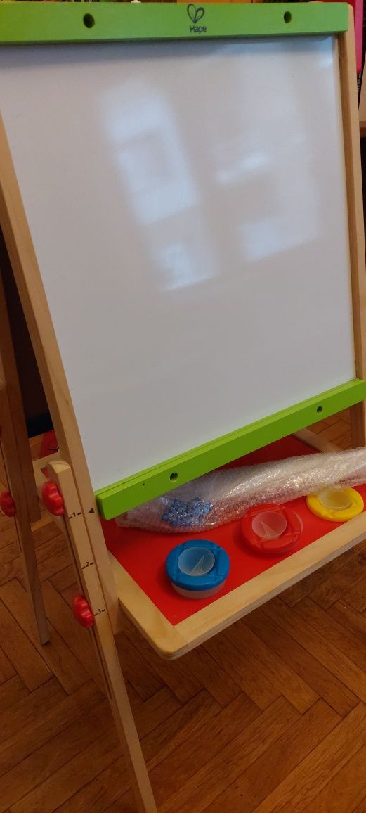 Hape дъска магнит и тебешир