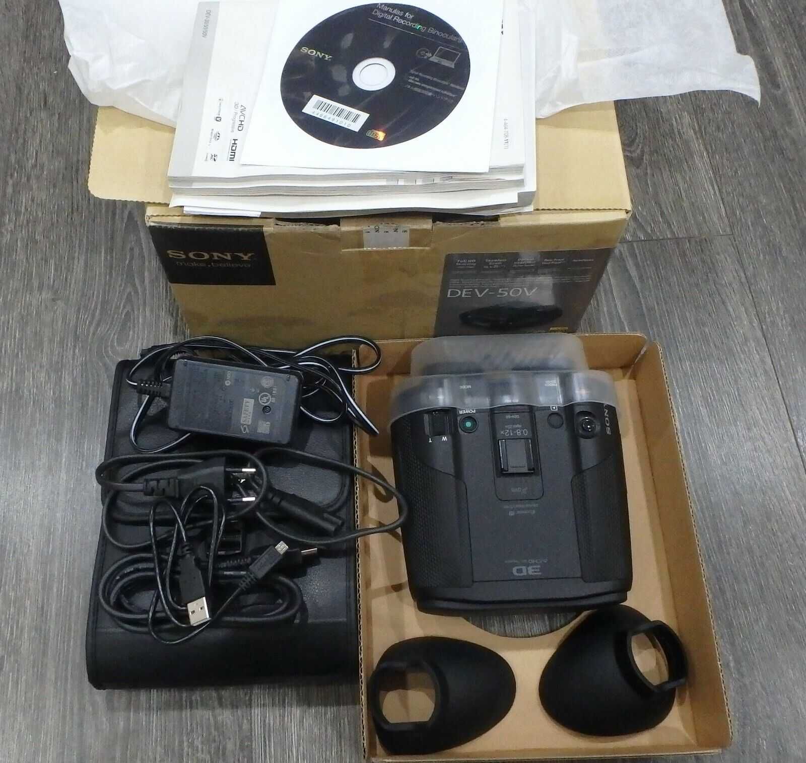 Цифровой бинокль Sony DEV-50V с 12-кратным увеличением