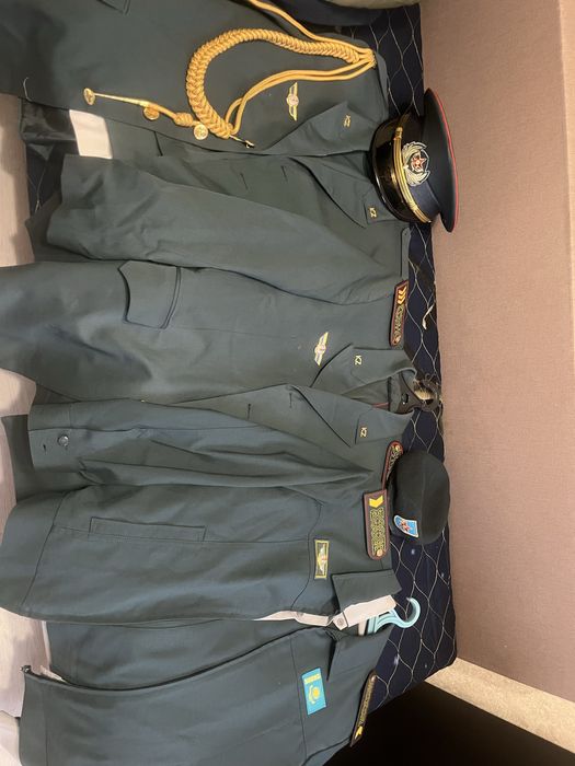 Воиенный форма….