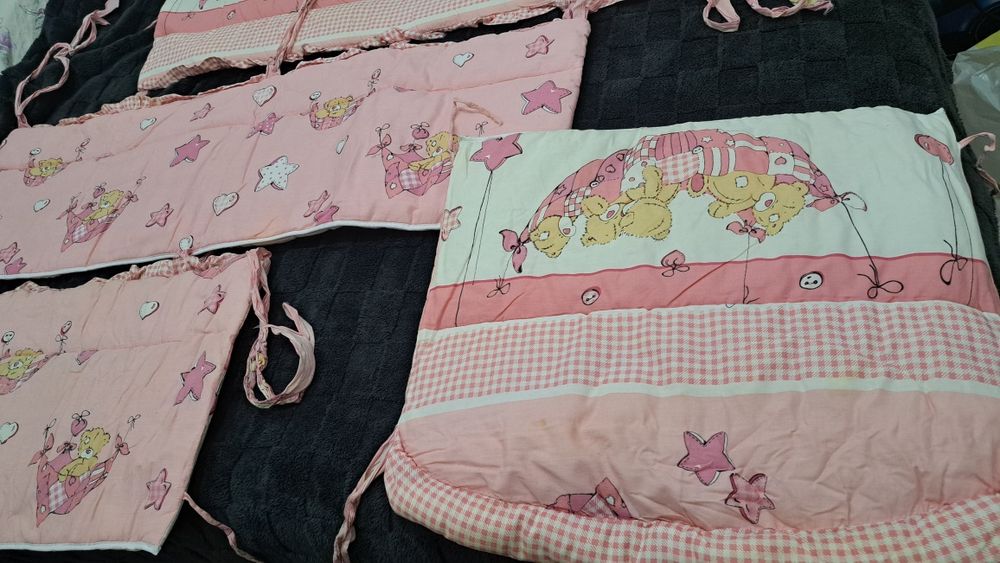 На детскую кроватку бортики