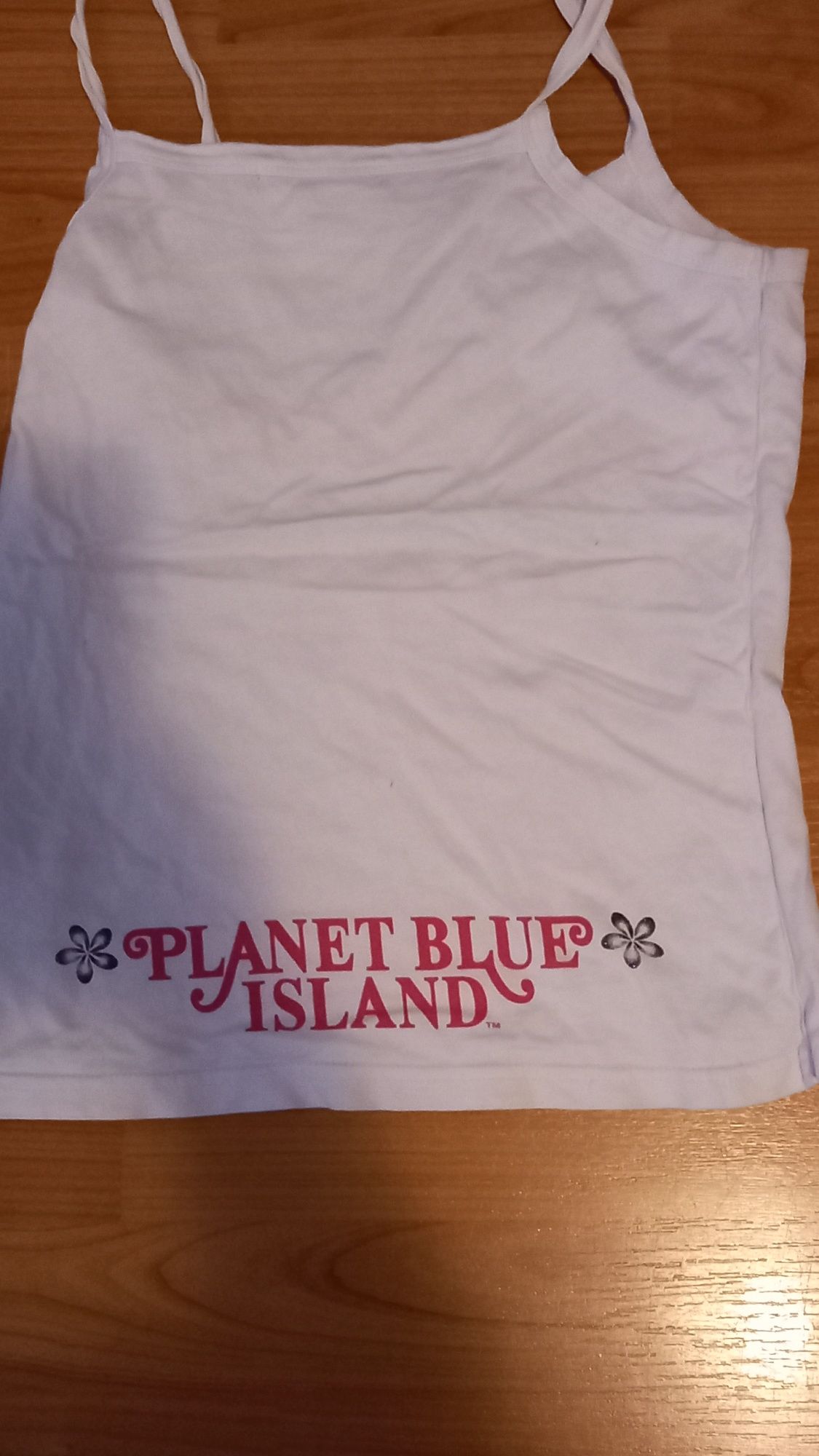 Top ,,Planet Blue Island,,