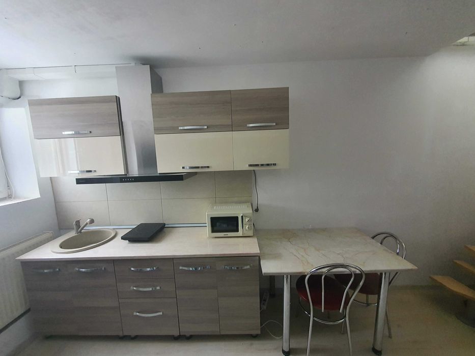 Inchiriez garsoniera, zona ultra centrala 35 m2 in Barlad