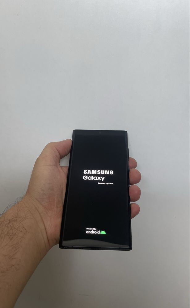 Samsung Galaxy S22 ultra 256/12GB