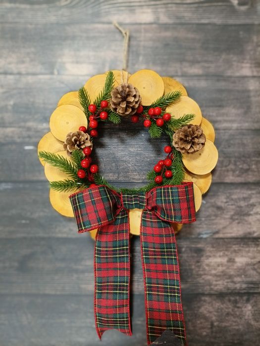 Новогодний (Рождественский) венок ручной работы.