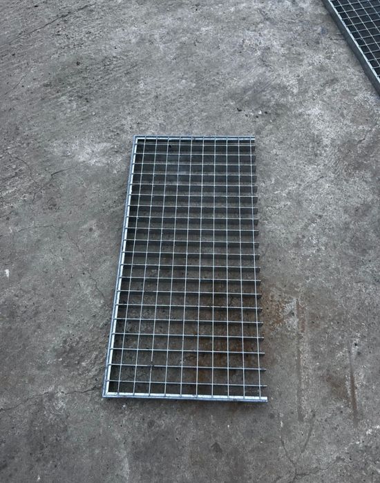 Grătare zincate galvanizate tăiem orice dimesune dorita de client
