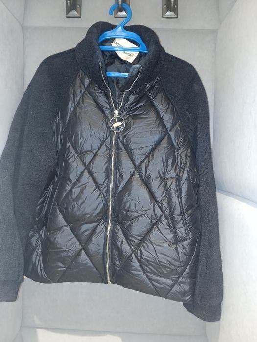 Продам почти новая