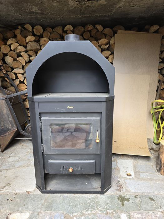 Камина Prity 17+5kW в отлично състояние