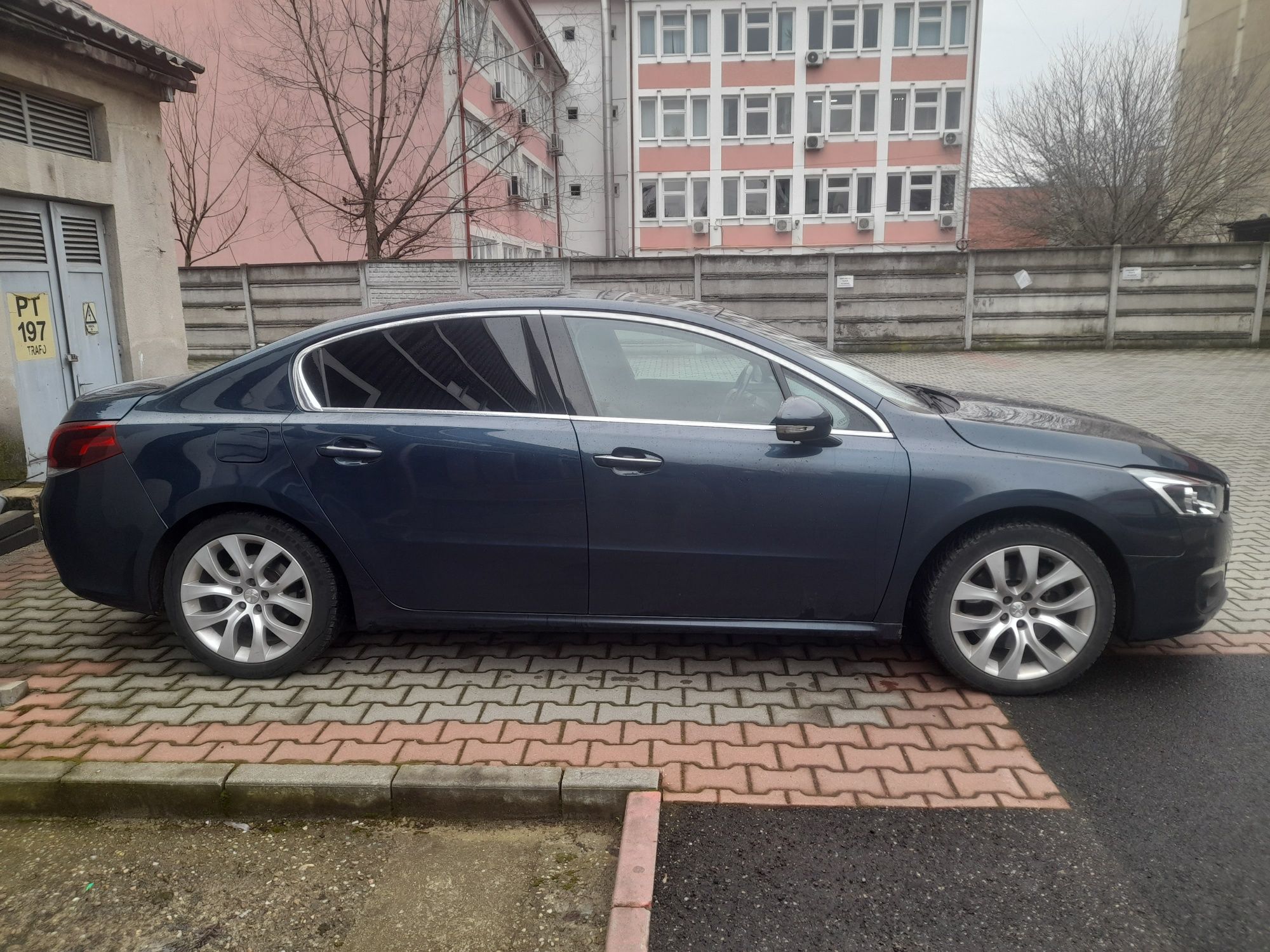 Vând Peugeot 508 an 2015