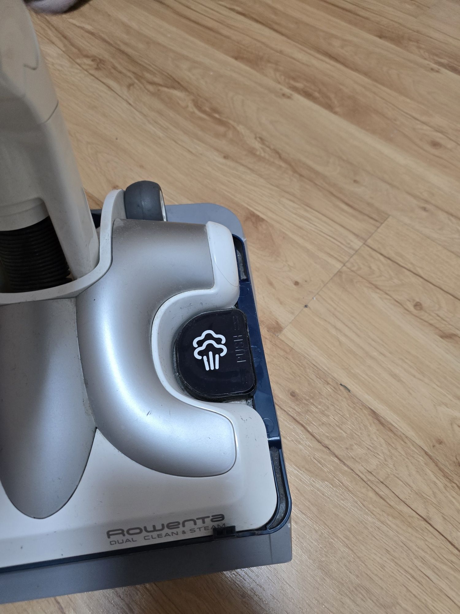 Прахусмукачка Rowentа Clean Steam 381