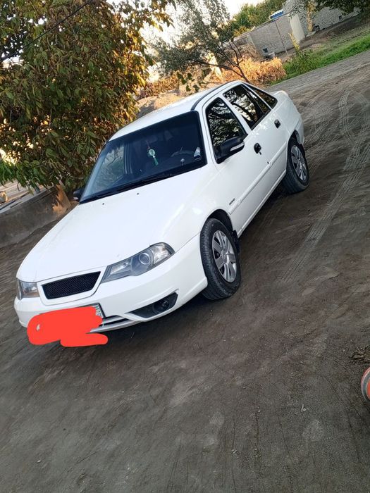Neksiya avtomobili