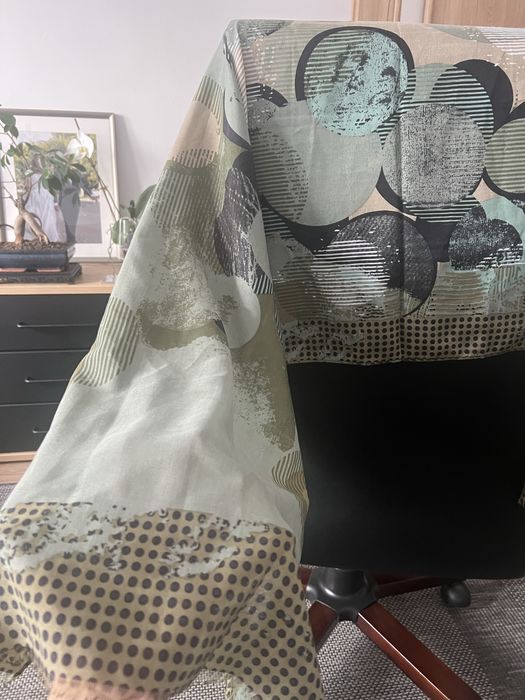 Esarfa vascoza noua fara eticheta