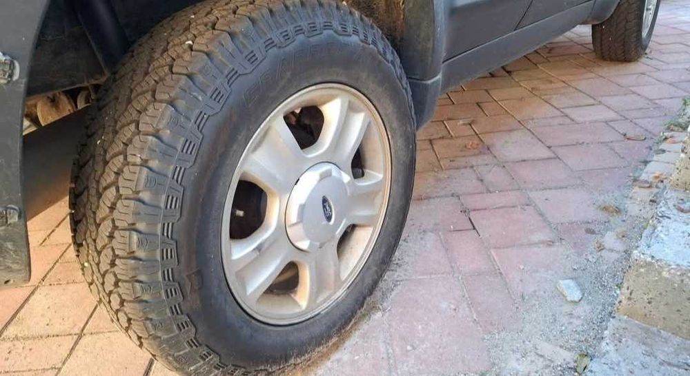 Гуми и джанти 5х114.3                    215/65r16 , 225/70r16