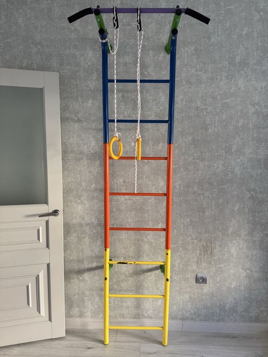 турник, шведская стенка