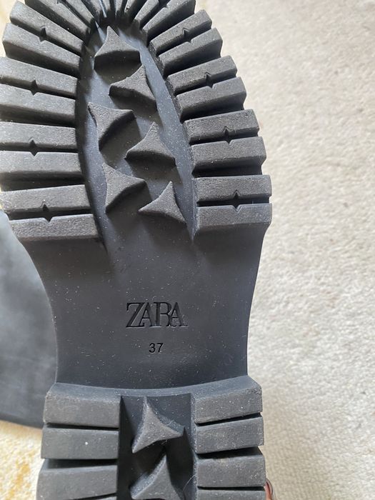 Продаются сапоги zara