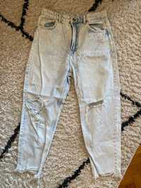 Дънки на Bershka- mom jeans