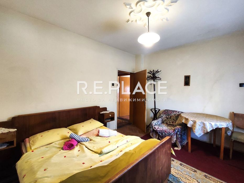 Продава се Тристаен апартамент в Варна, Чайка - 85 кв.м за 2695 €/кв.м - Снимка #2