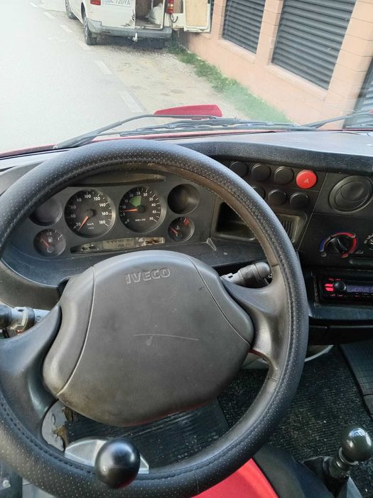 Iveco Daily basculabil pe 3 parti, 2006