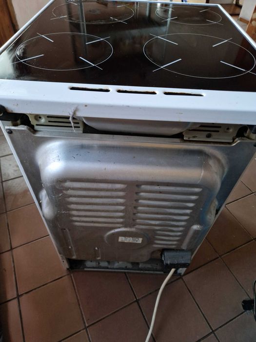 Печка  Indesit Модел: K3C51(W)