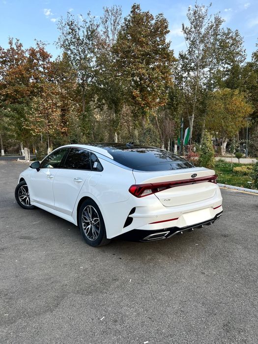 КИЯ  К 5. 5 пазиция