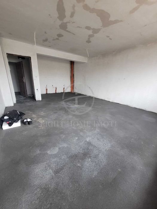 Продава се Двустаен апартамент в Пловдив, Остромила - 71 кв.м за 1198 €/кв.м - Снимка #1