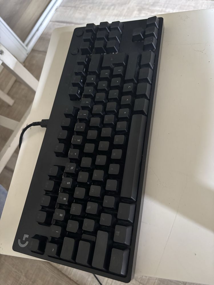 Tastatura logitech g pro x tkl