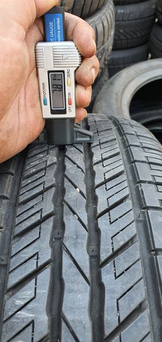 Гуми 2бр  215/65/16    1бр-85лв