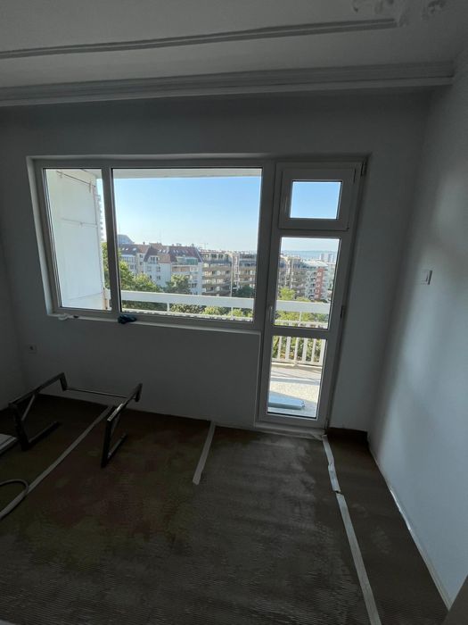 ПВЦ дограма в много добро състояние