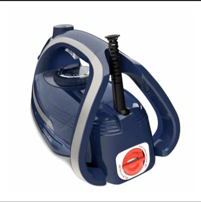 Утюг Tefal Ultragliss Anti-Calc Plus, металлокерамическая подошва, мощ