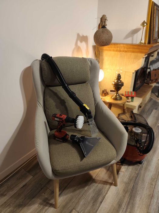 Inchiriez aspirator spalare injectie-extractie profesional