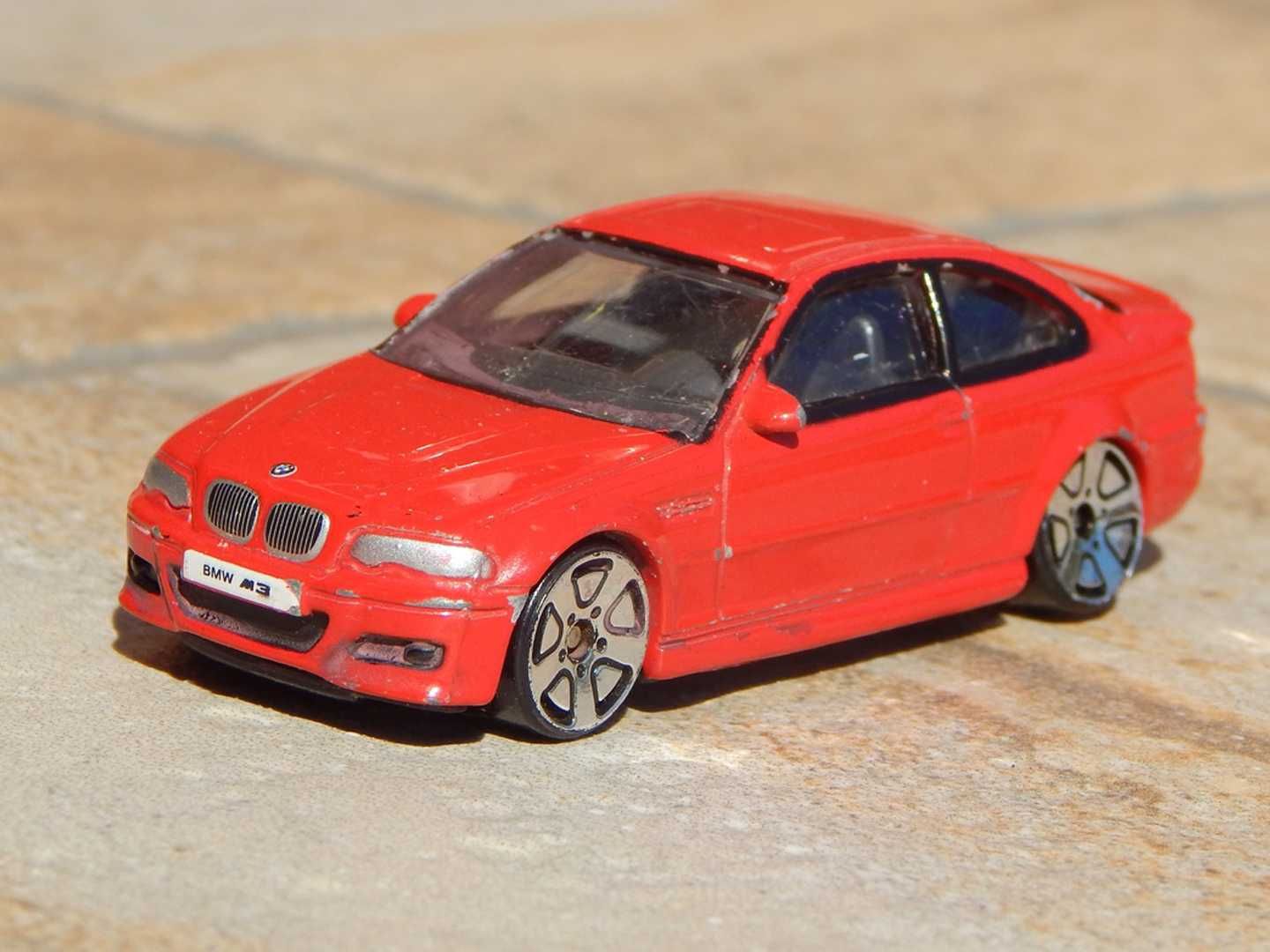 Macheta BMW M3 (E46) Coupe 2000 scara 1:59 Realtoy uzat