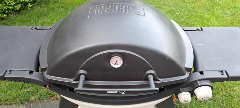 Газово барбекю Weber Q3000.