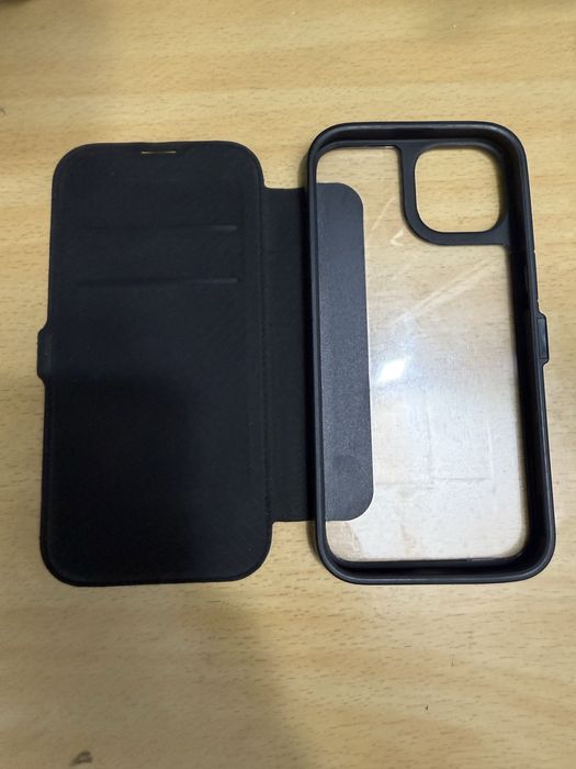Чехол -книжка на iPhone 14-15