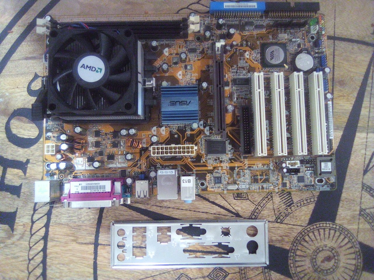4 placi și procesoare la prețul unui cooler (socketul 754 și DDR-1)