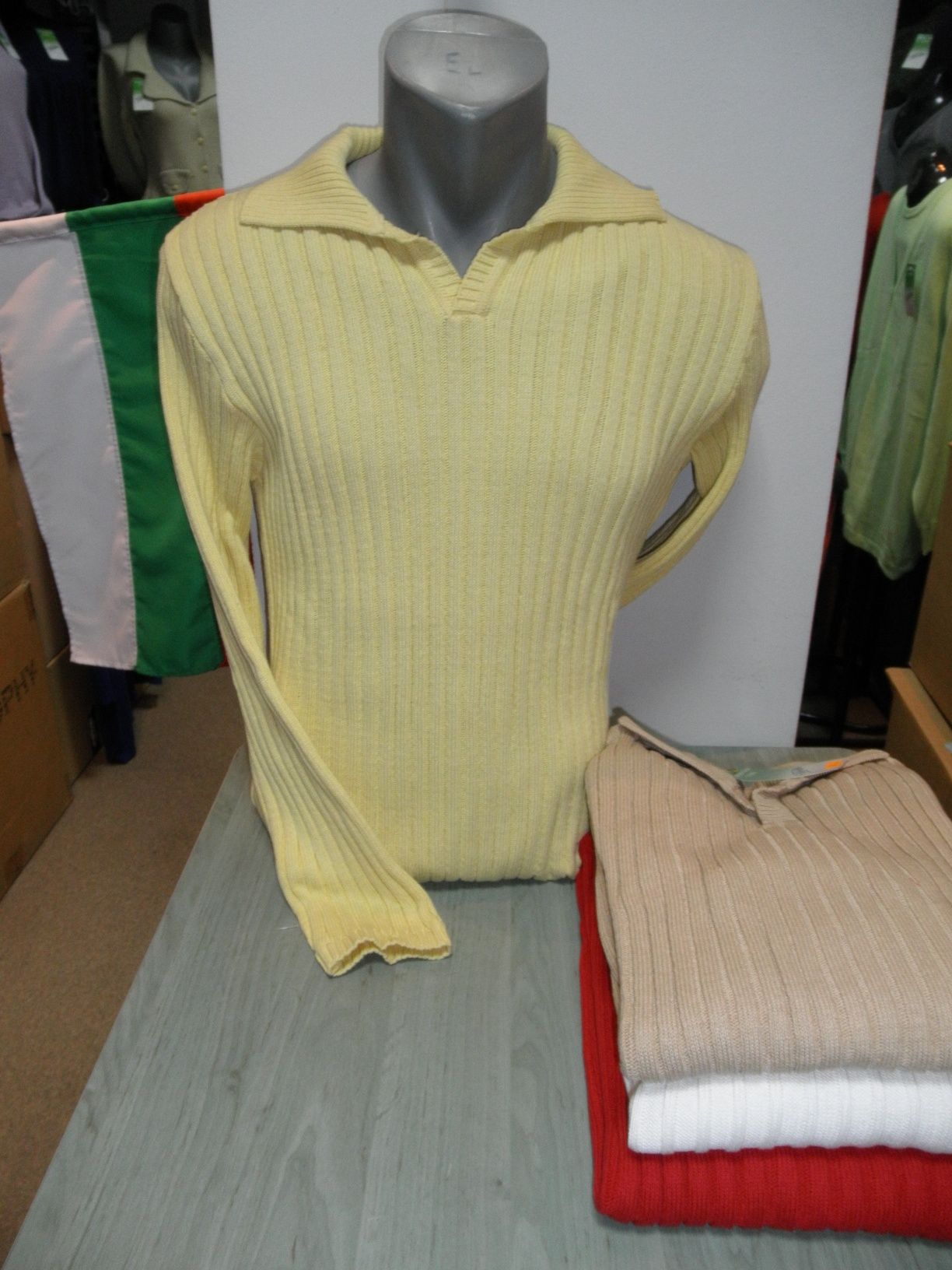 Мъжки пуловери произведени в България