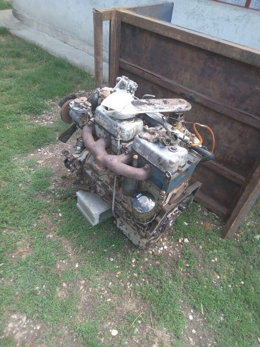 Vând tractor Renault super