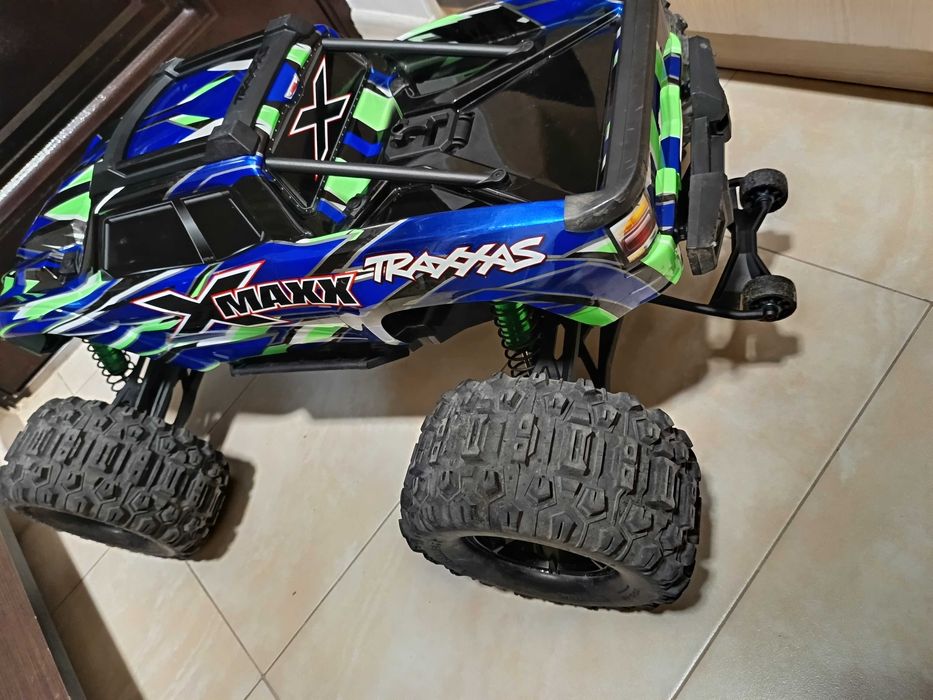 Traxxas X-maxx 8S Belted edition ТОП СЪСТОЯНИЕ!!!
